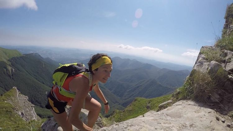 La sequenza del passaggio tecnico al km4 di Giulia Botti - foto di Mauro Ballerini